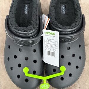 CROCS men’s 11  Lined- Black NWT